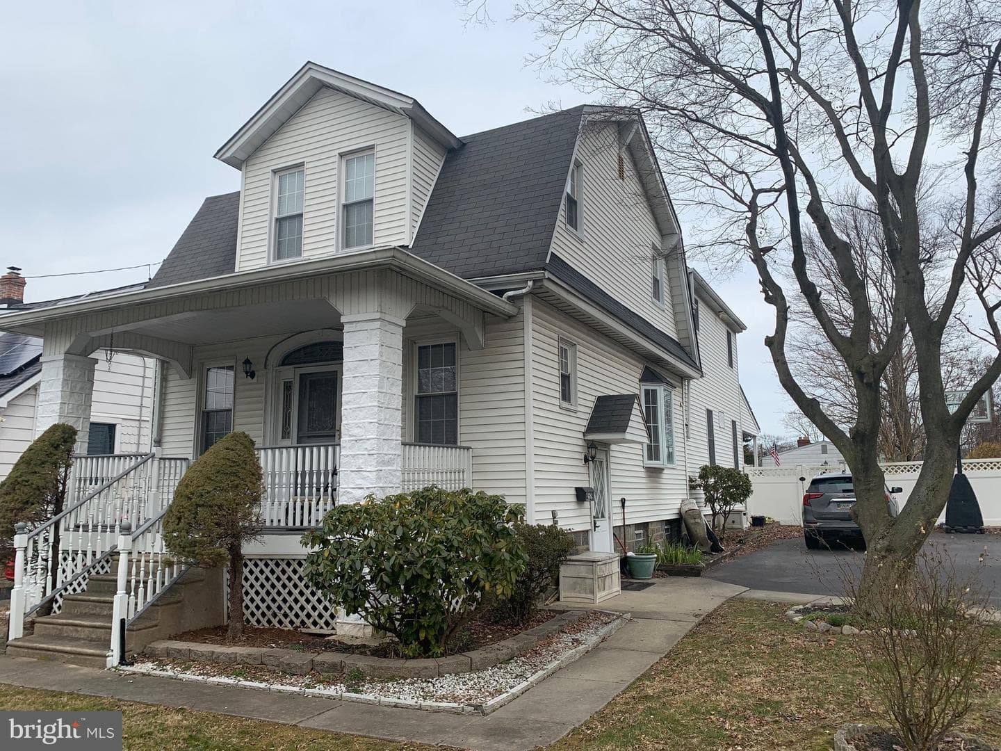 4529 Aubrey Avenue photo 1