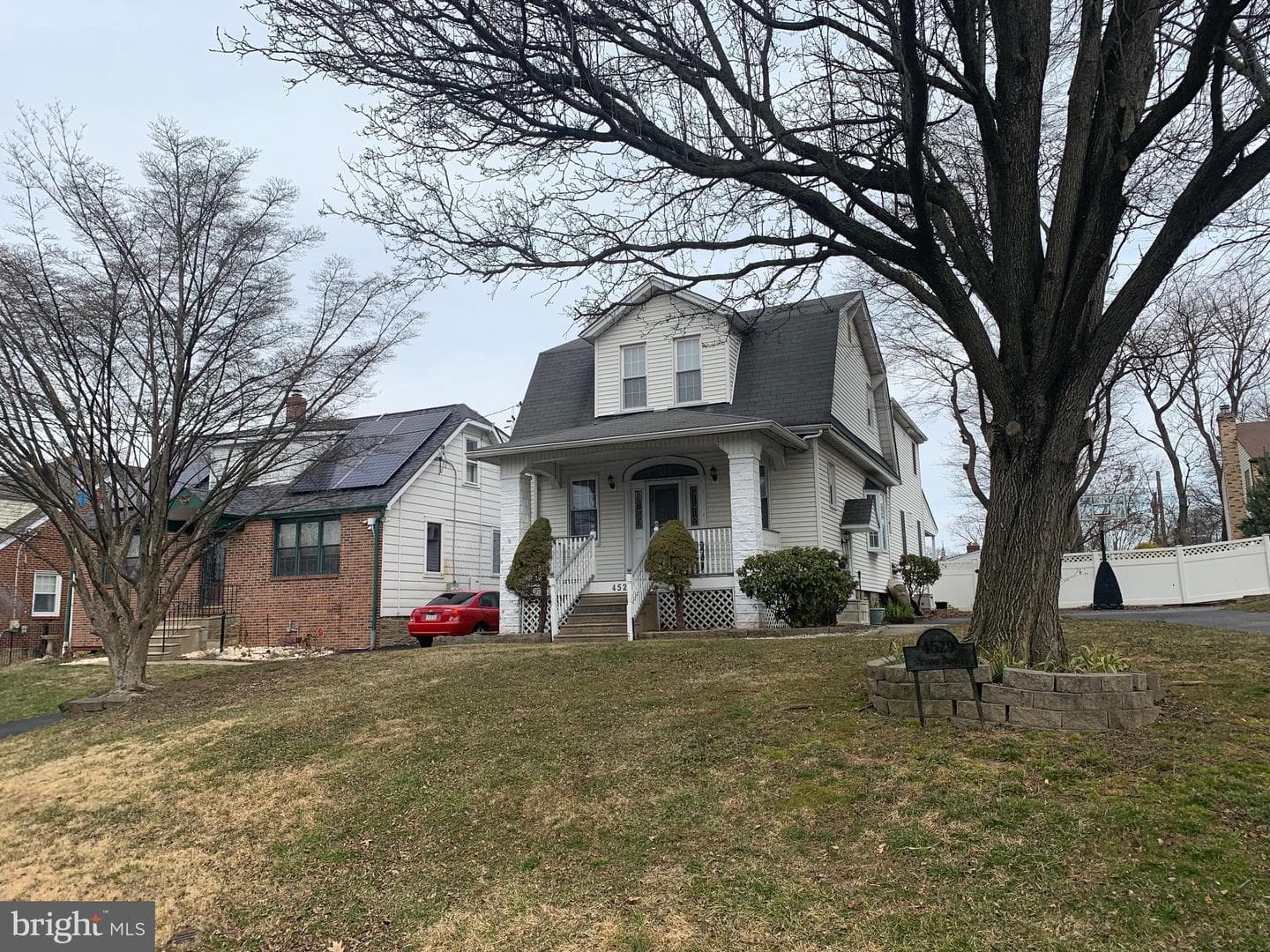 4529 Aubrey Avenue photo 3