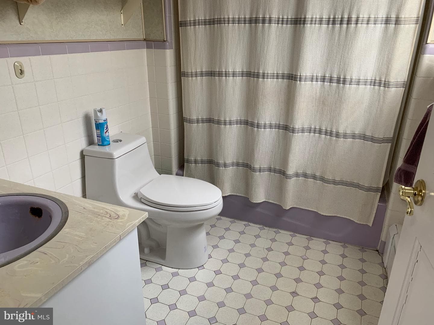 4529 Aubrey Avenue photo 37