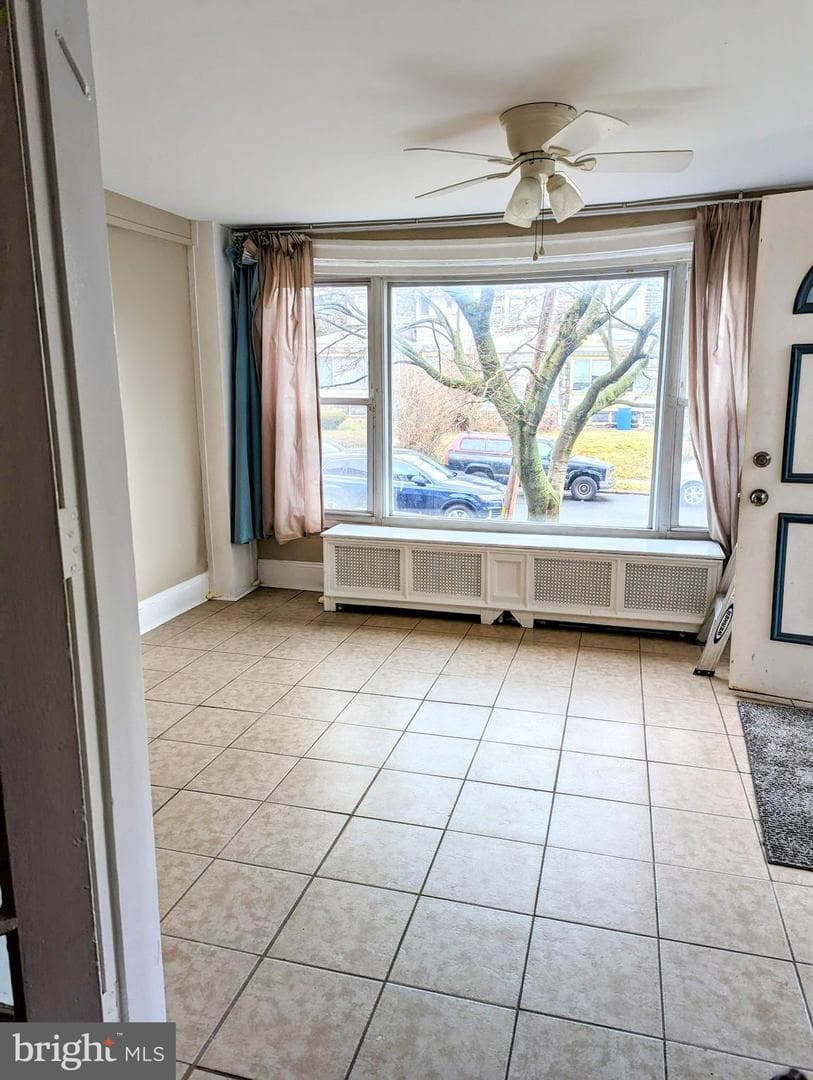 5324 Diamond Street photo 2