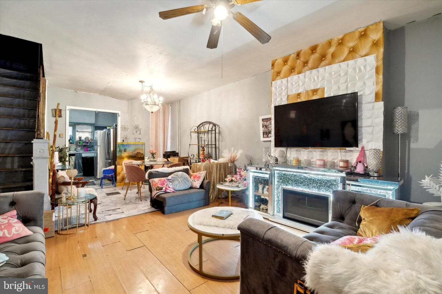 1520 S Wilton Street photo 2