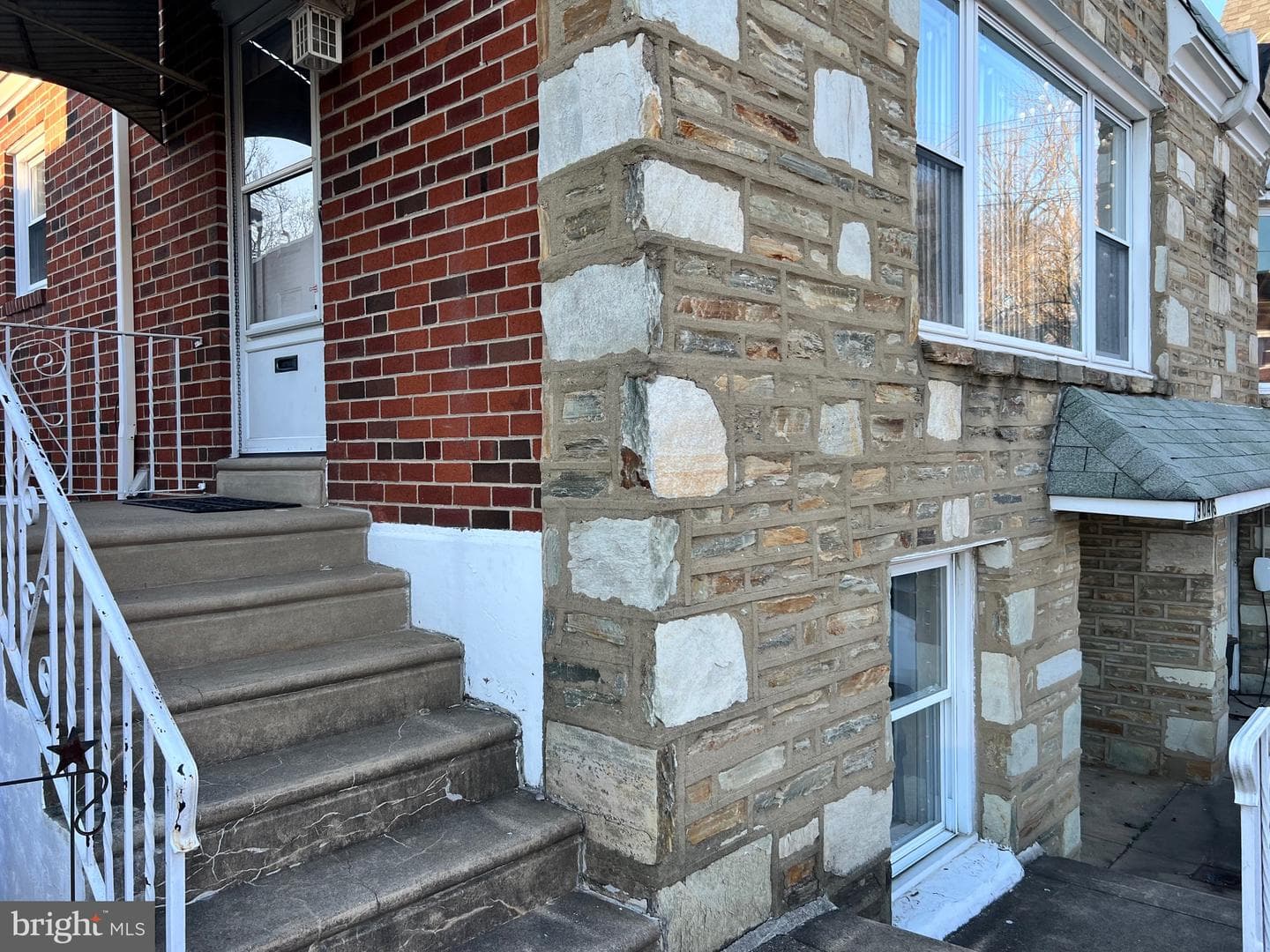 9046 Cloverly Road photo 3