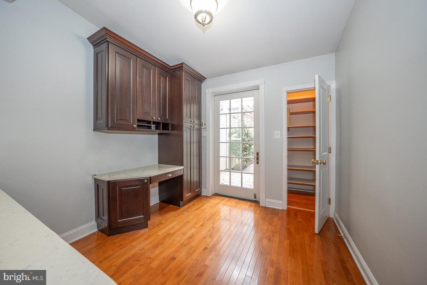 630 Pine Street photo 18