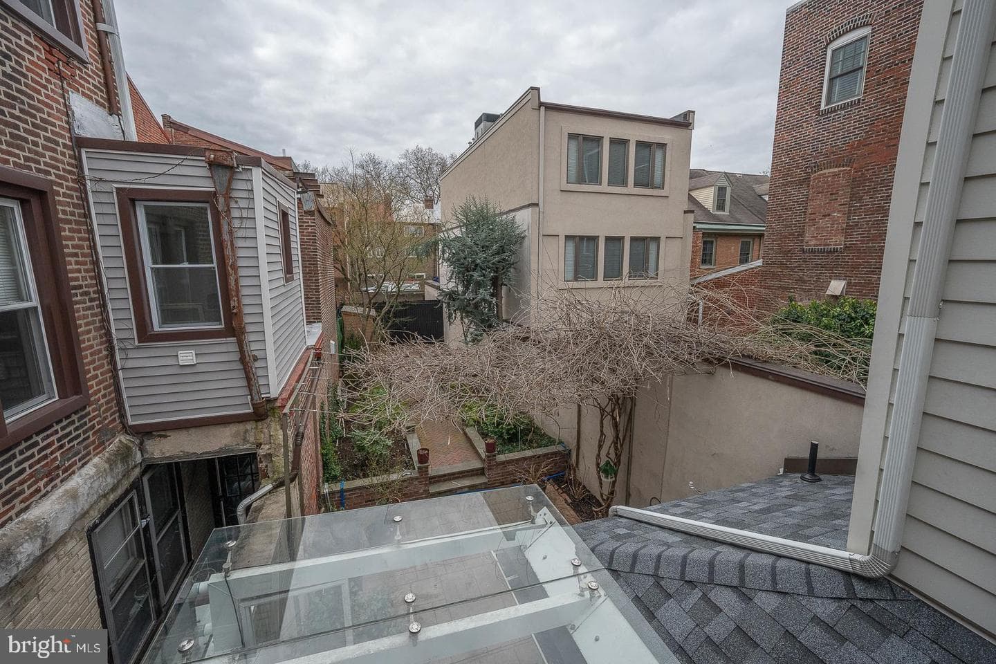 630 Pine Street photo 36