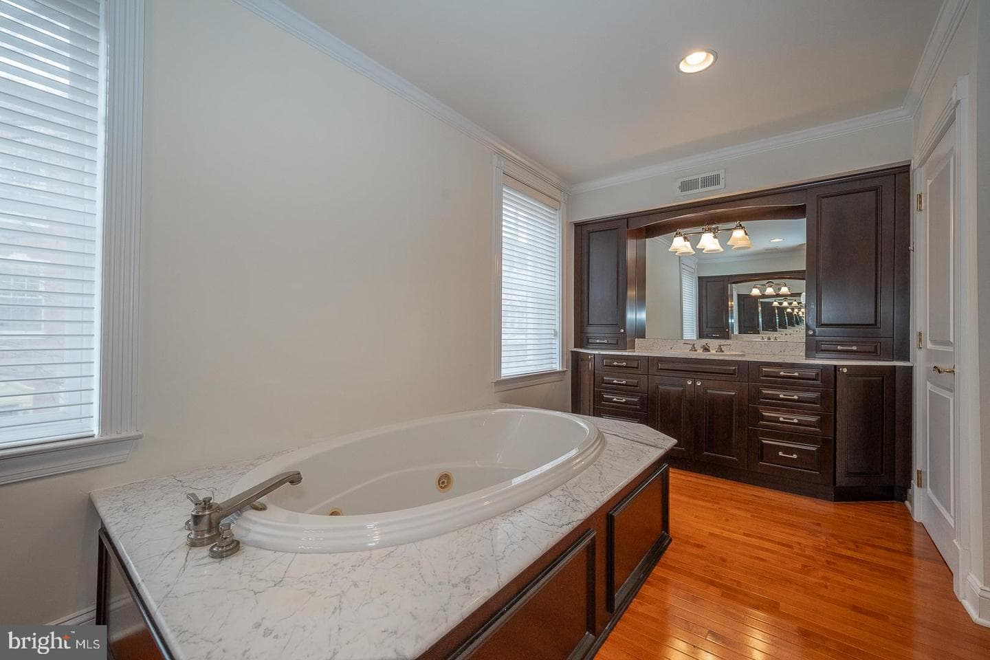 630 Pine Street photo 41