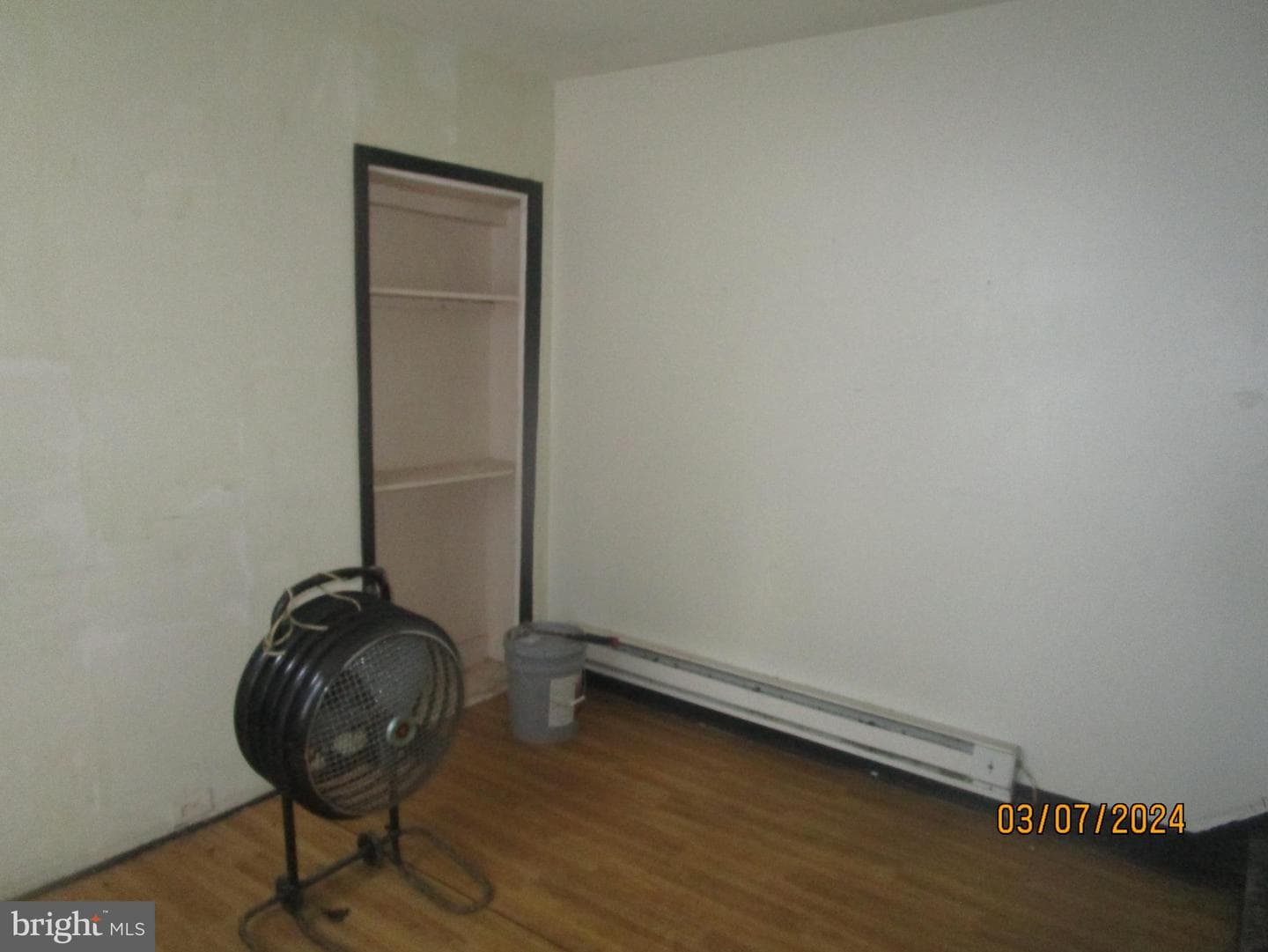 2005 N Lawrence Street photo 3