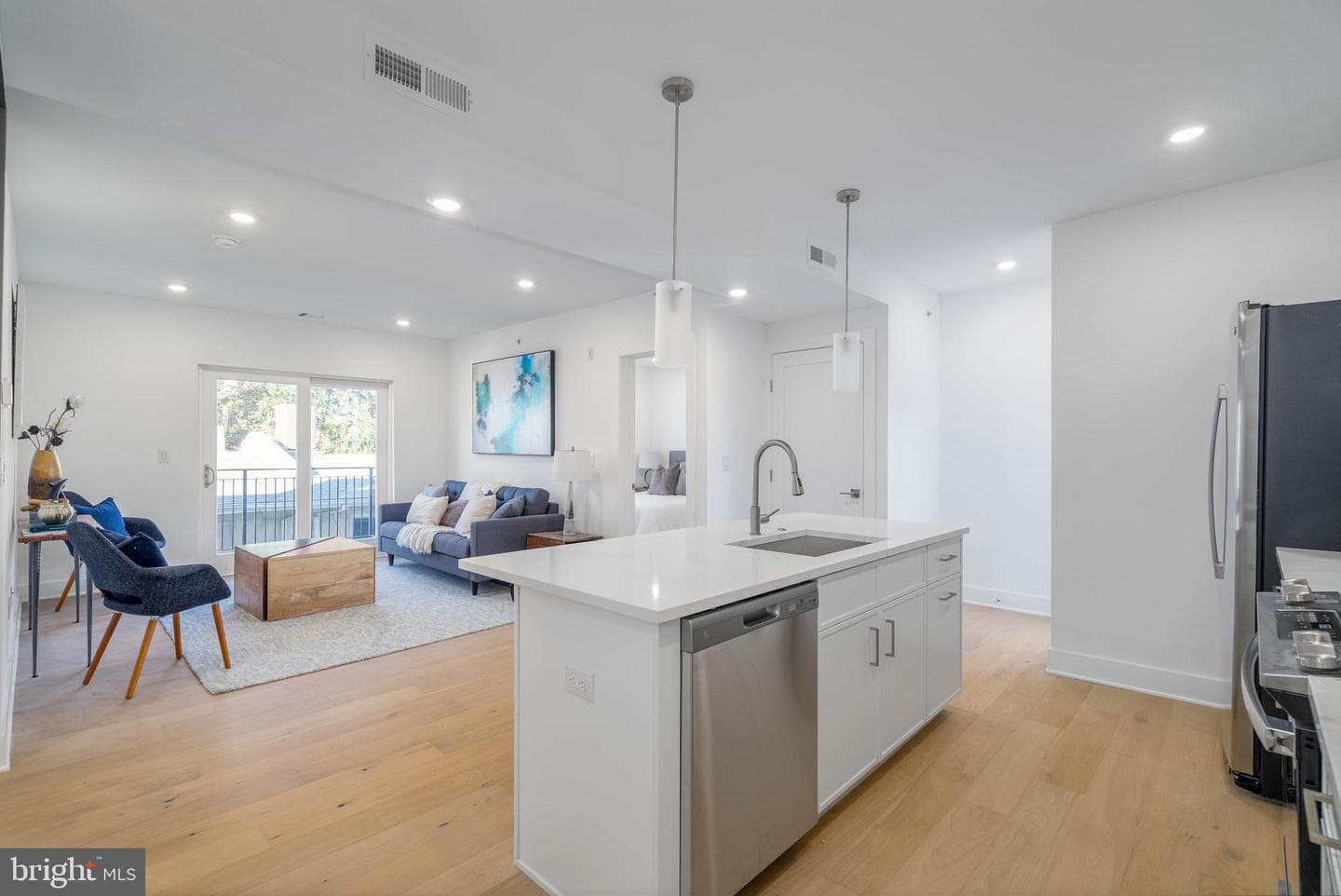 825 Bainbridge Street #404 photo 5