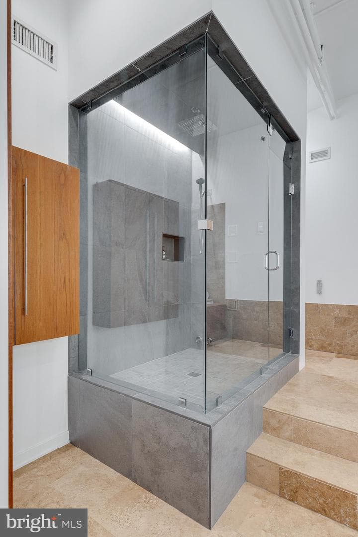 105-32 S 12th Street #penthouse 504 photo 26