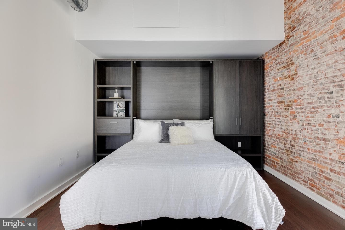 105-32 S 12th Street #penthouse 504 photo 35