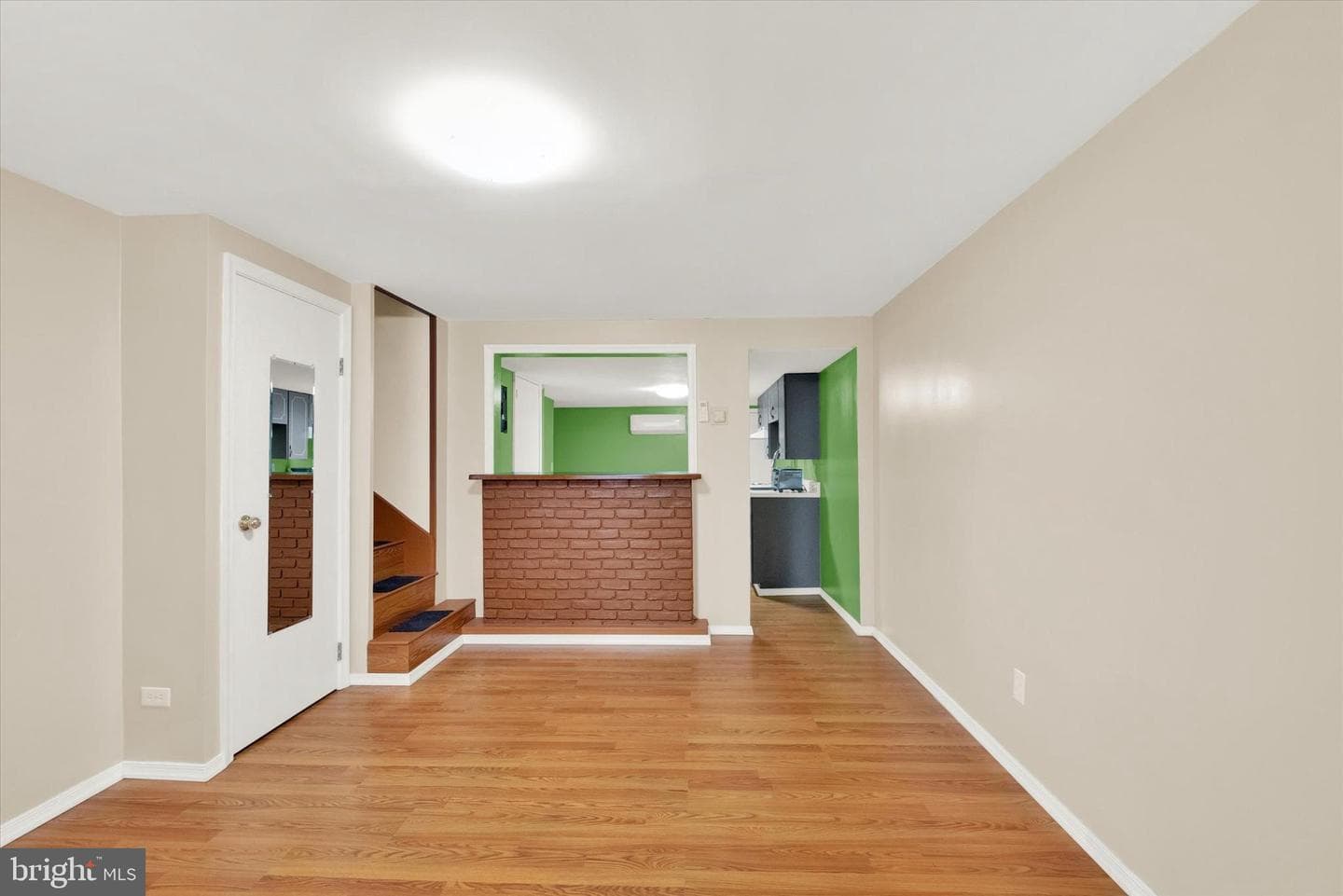 1238 N Hancock Street photo 4
