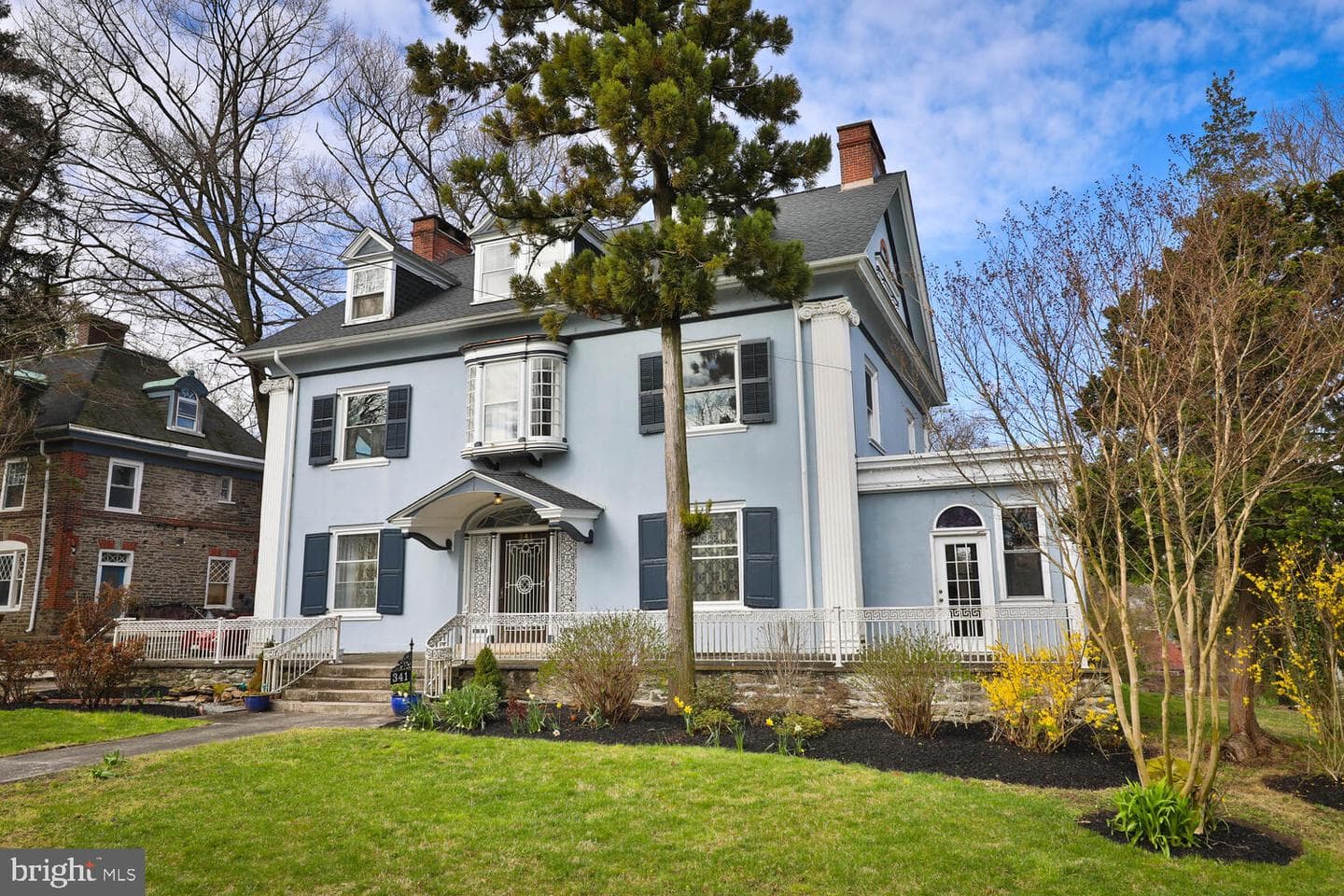 341 Pelham Road photo 2