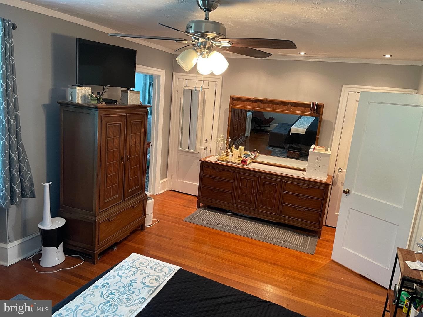 6647 Lincoln Drive photo 20