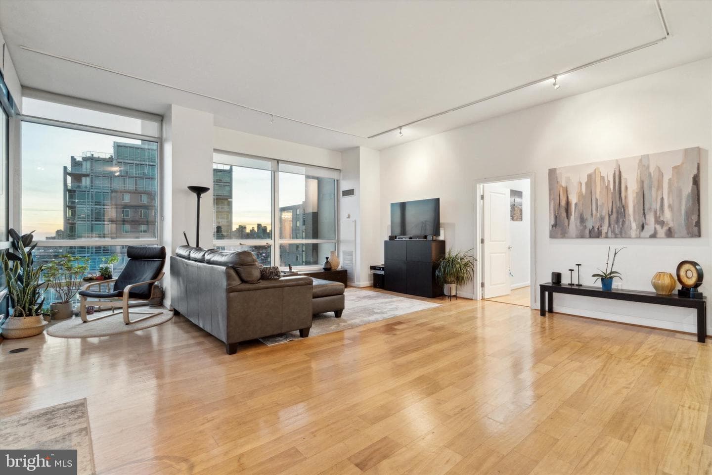 901 N Penn Street N #r2102 photo 42