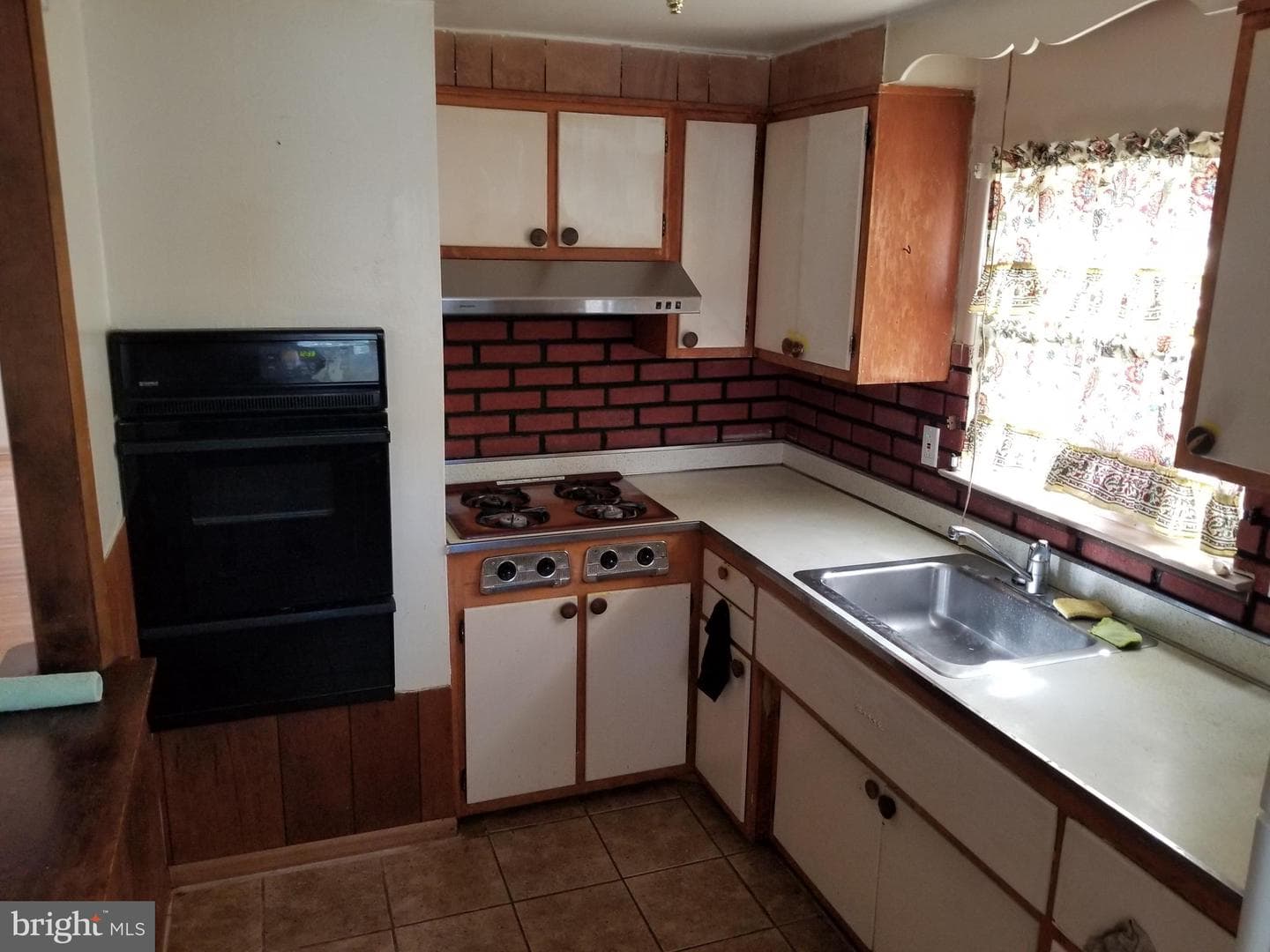 2827 Welsh Road photo 9