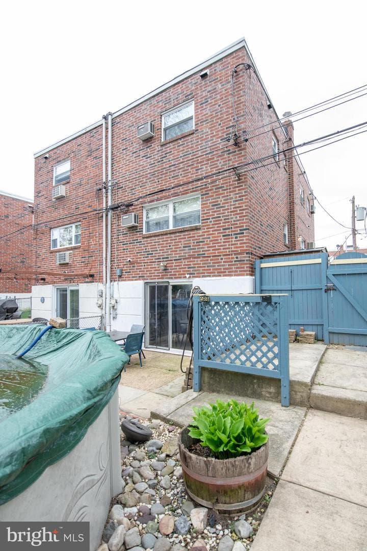 8332 Strahle Place photo 35