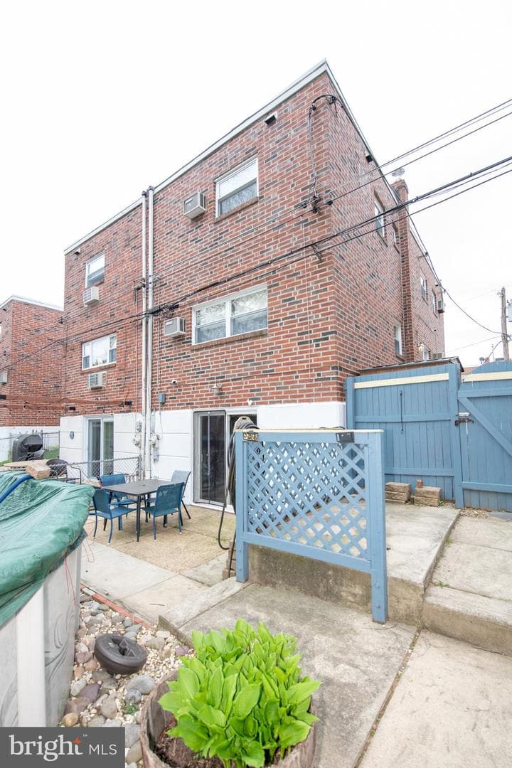8332 Strahle Place photo 36