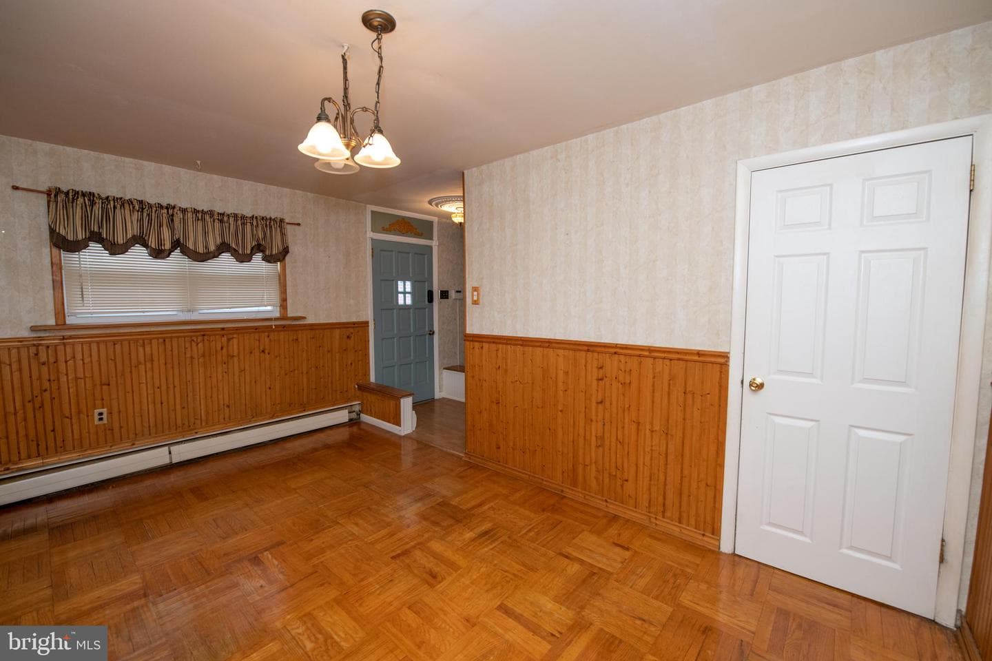 8332 Strahle Place photo 6