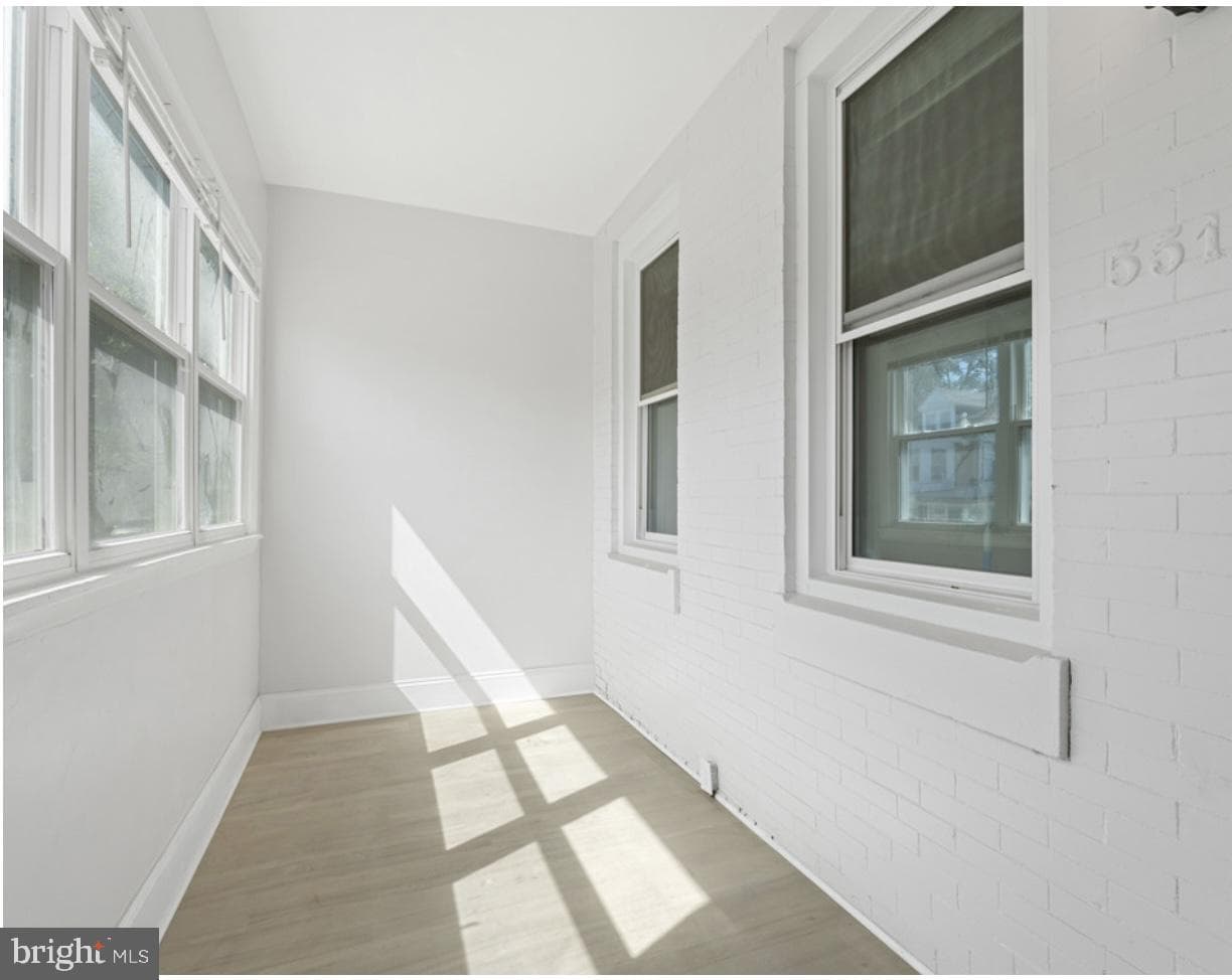 5511 N Fairhill Street photo 2