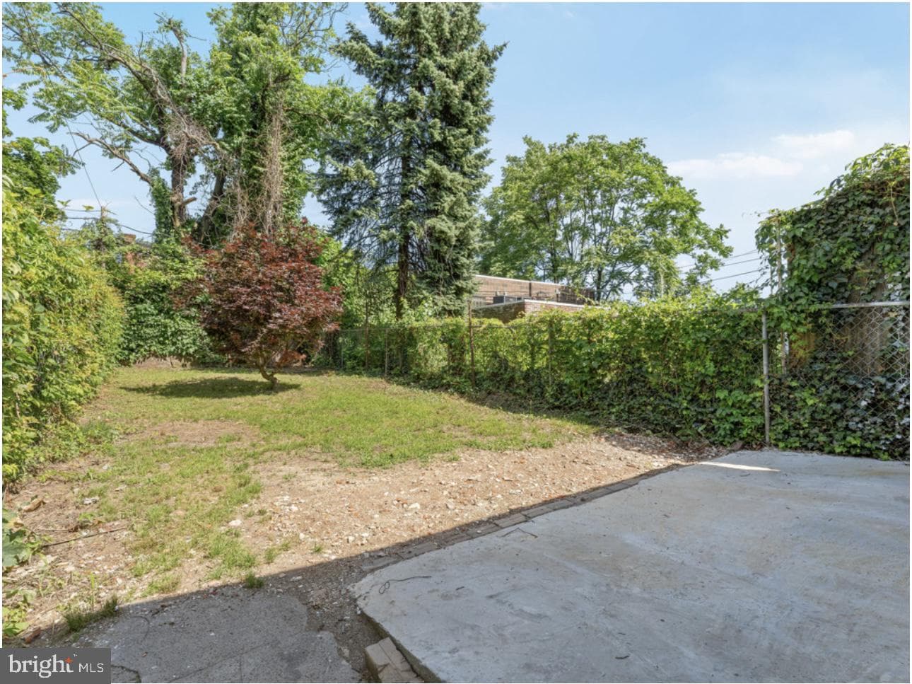 5511 N Fairhill Street photo 33