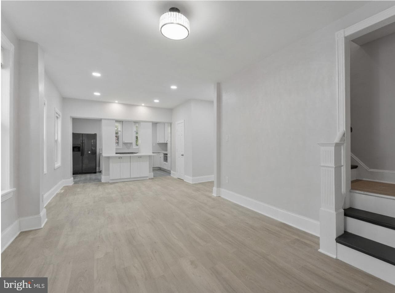 5511 N Fairhill Street photo 7