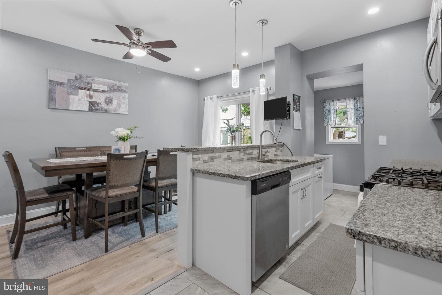 5774 Stewart Street photo 14