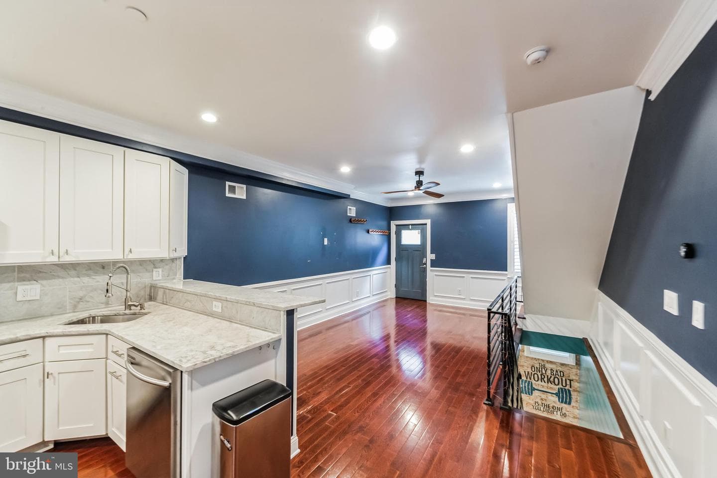 926 League Street photo 10