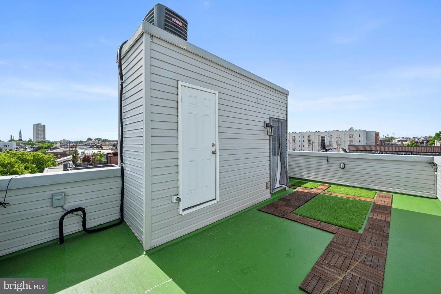 926 League Street photo 32