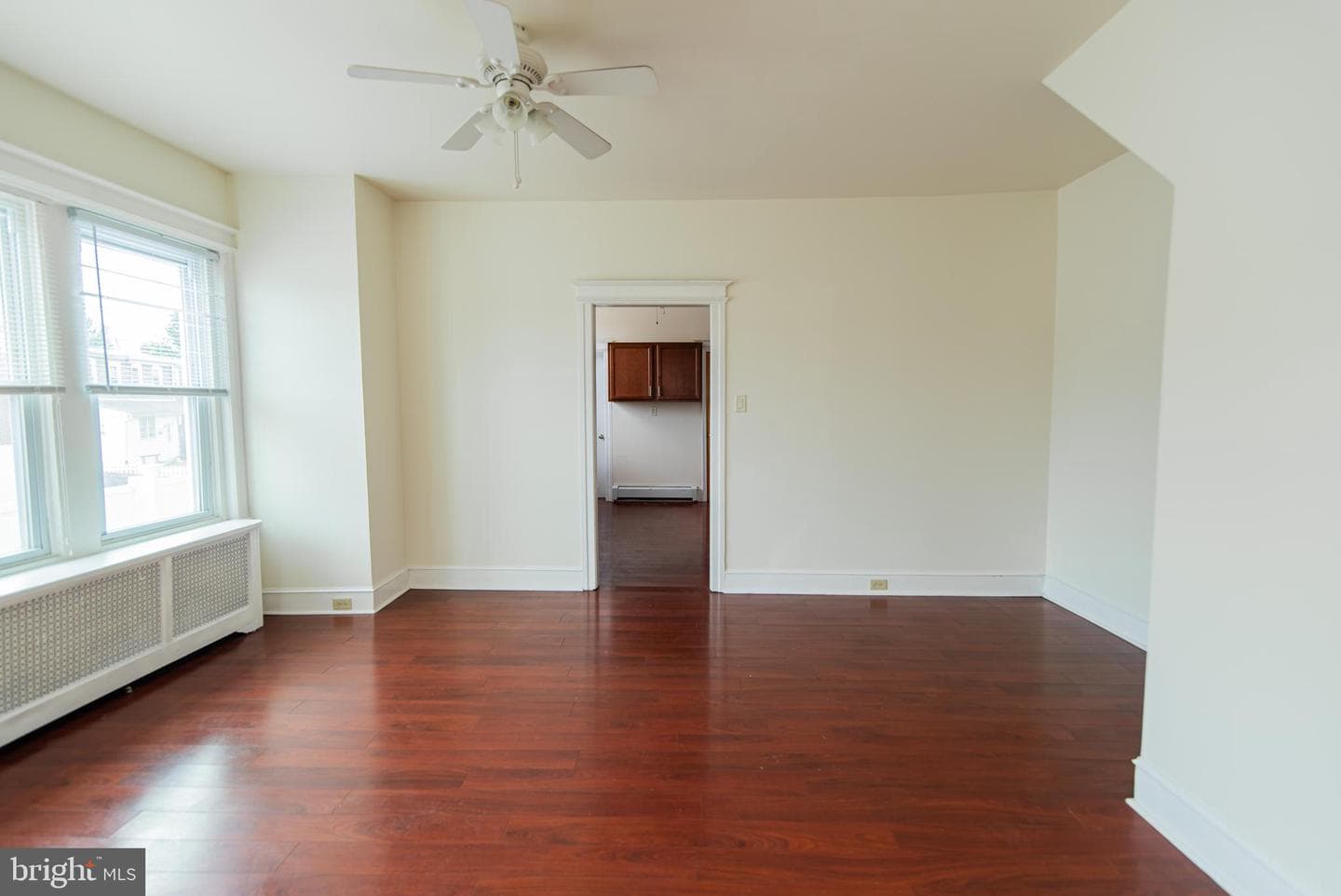 7610 Ridge Avenue photo 16