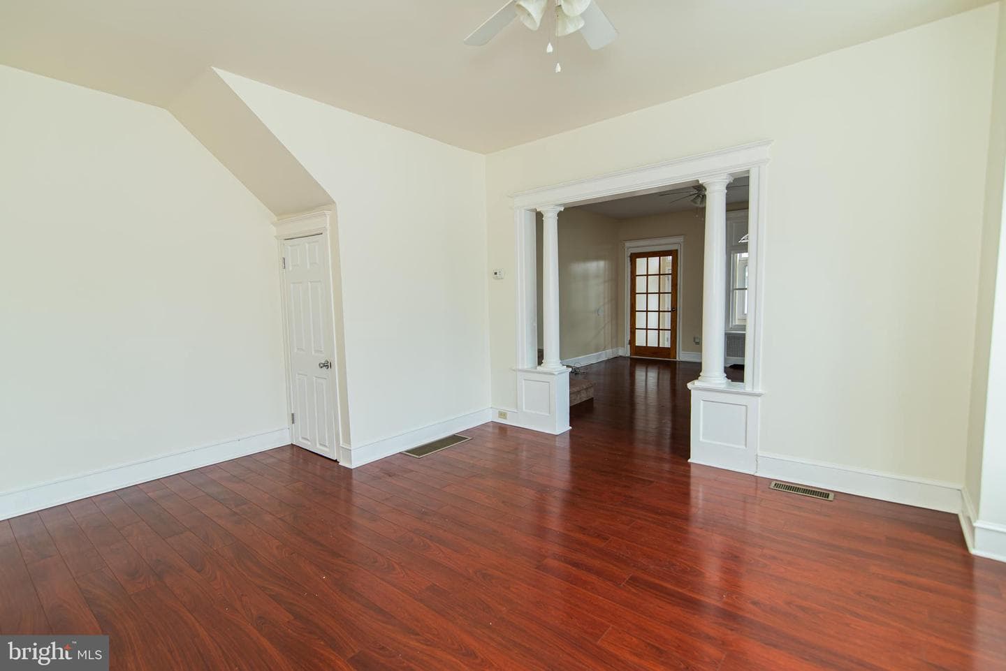 7610 Ridge Avenue photo 18