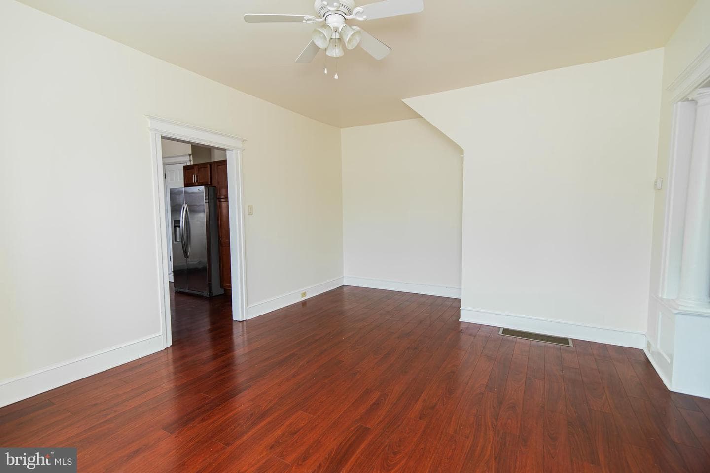 7610 Ridge Avenue photo 19