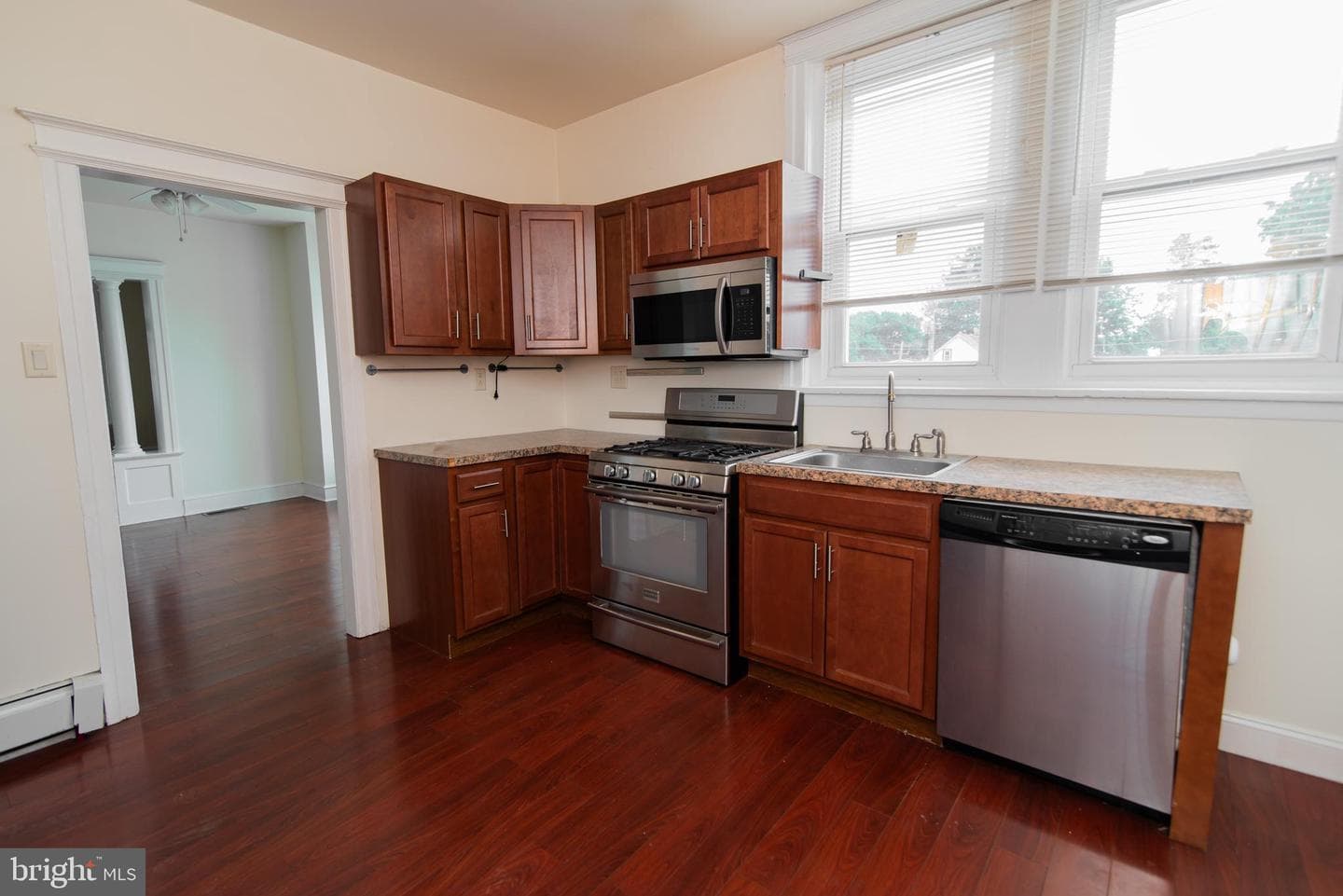 7610 Ridge Avenue photo 25
