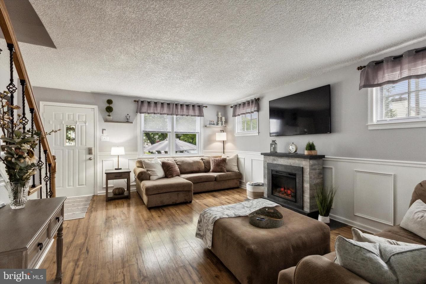 1801 Stanwood Street photo 14