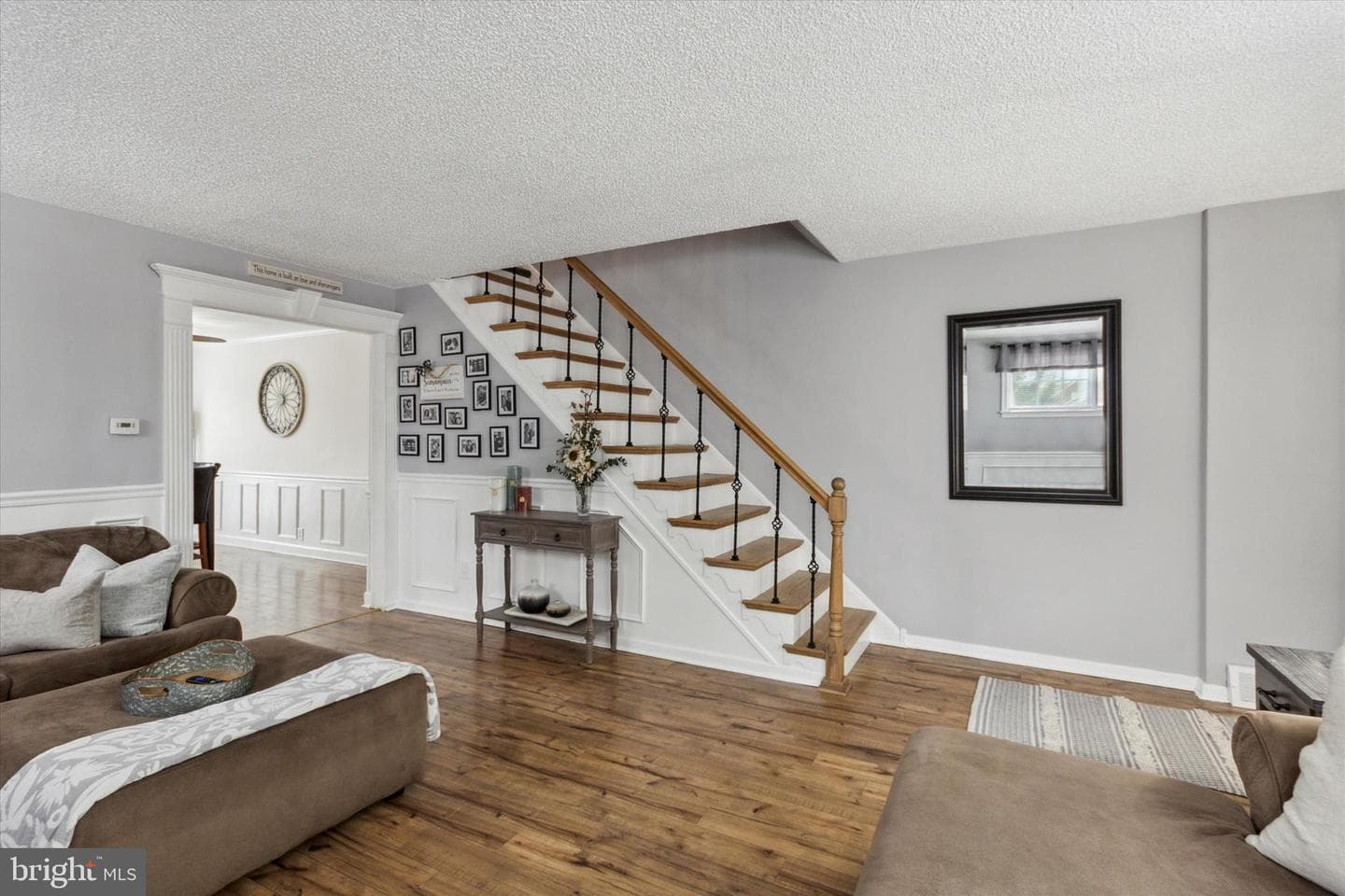 1801 Stanwood Street photo 15