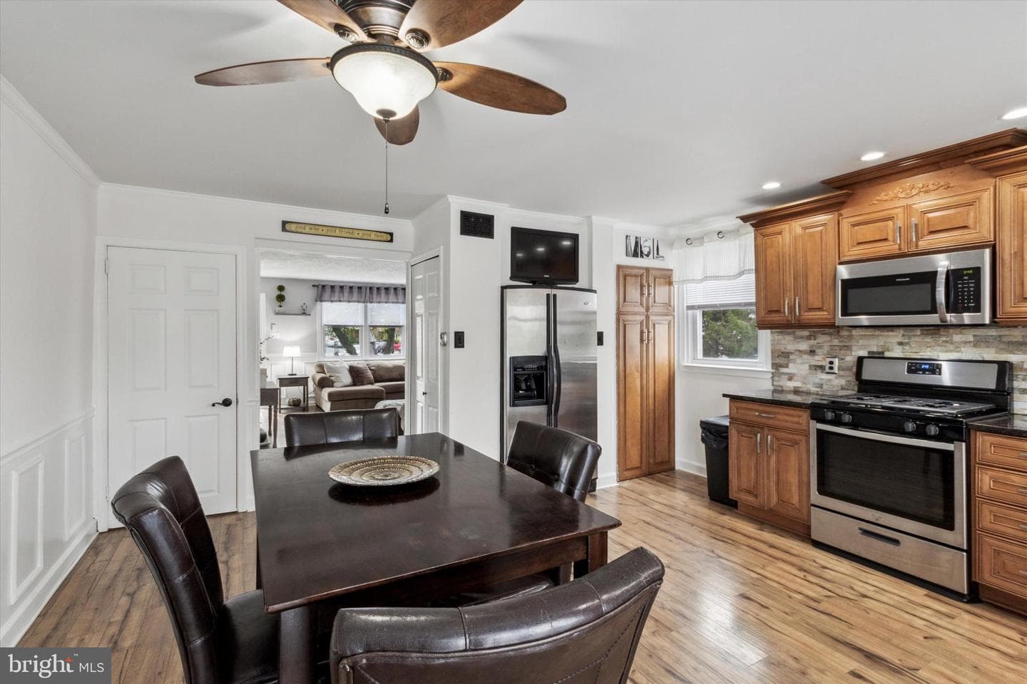 1801 Stanwood Street photo 19