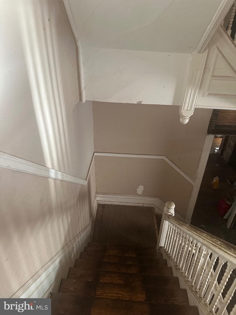 1835 W Diamond Street photo 47