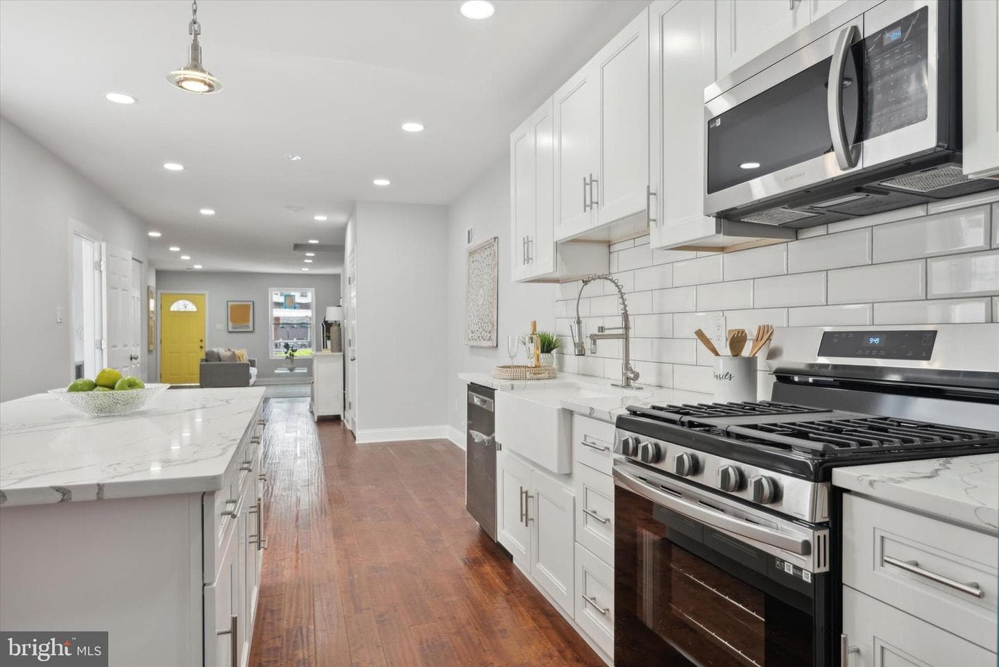 5941 Washington Avenue photo 12