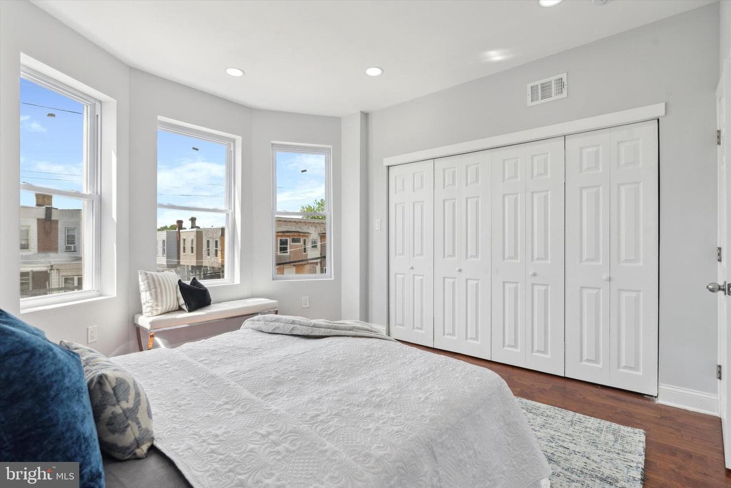5941 Washington Avenue photo 19