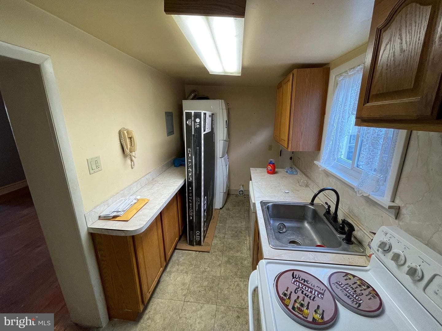 1736 N Peach Street photo 13