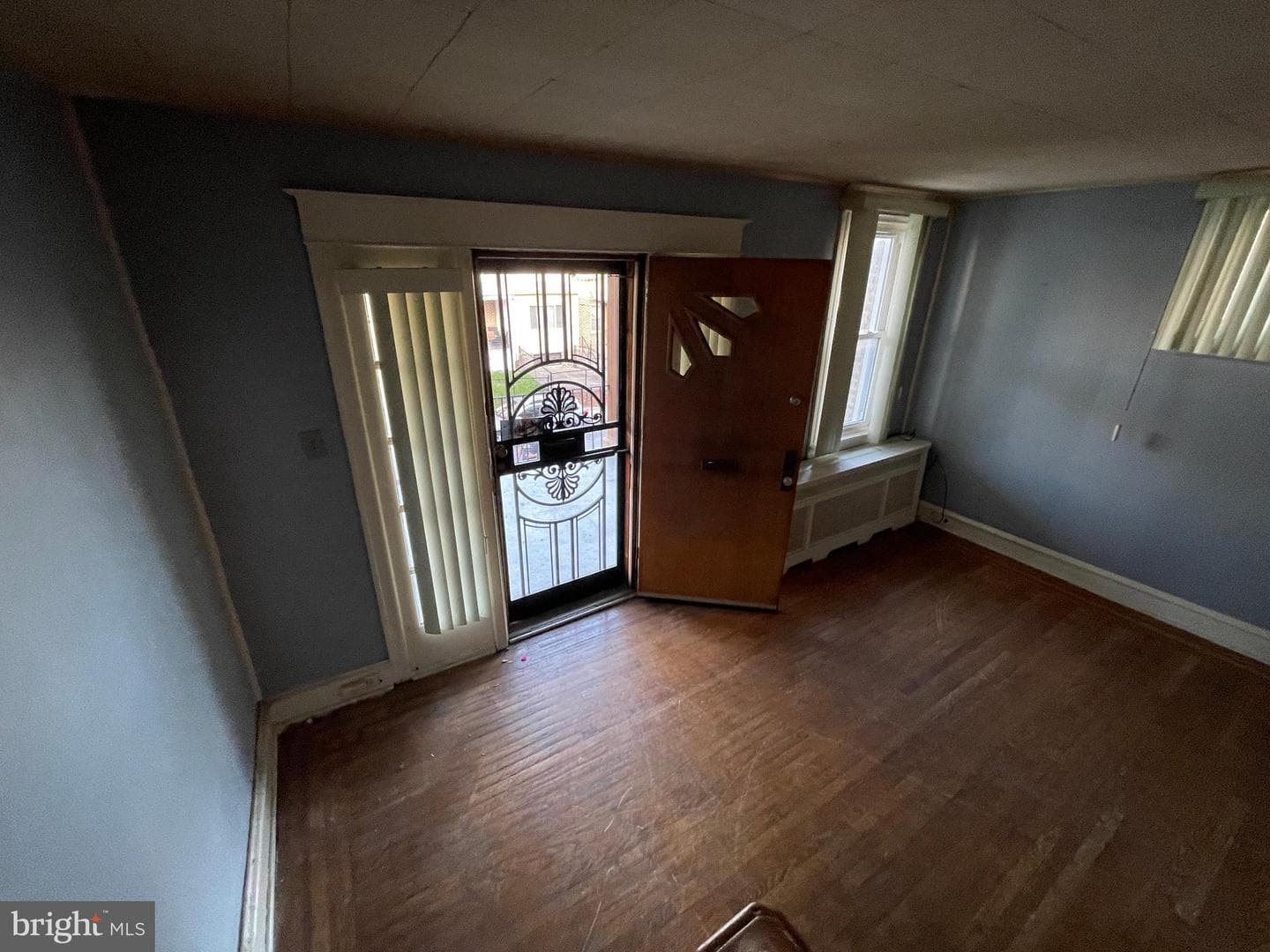 1736 N Peach Street photo 4