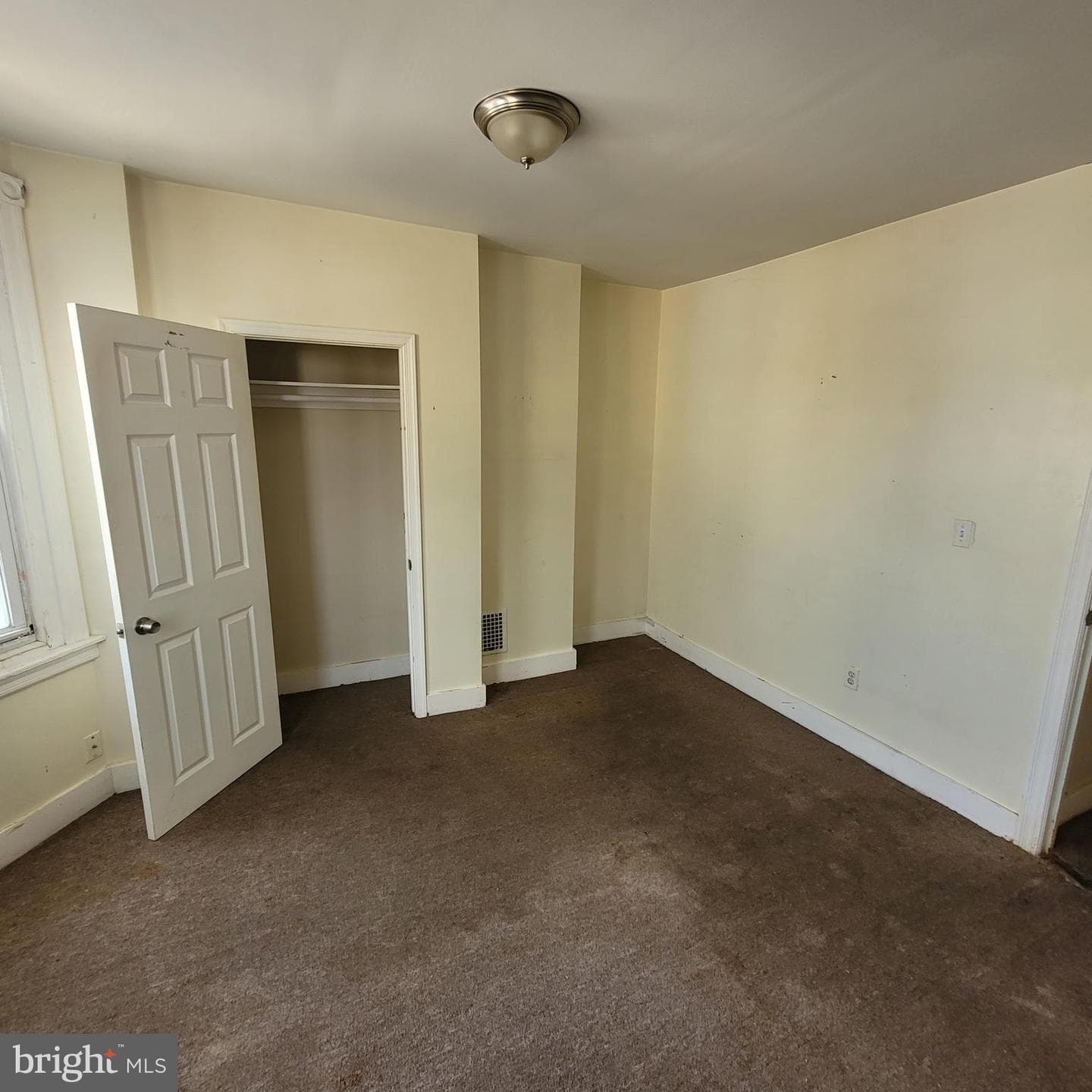 3032 Arbor Street photo 9