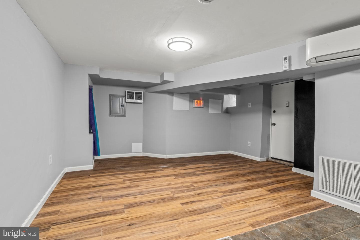 6244 Washington Avenue photo 32