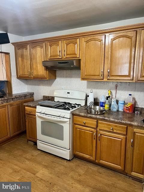 630 W Cayuga Street photo 8