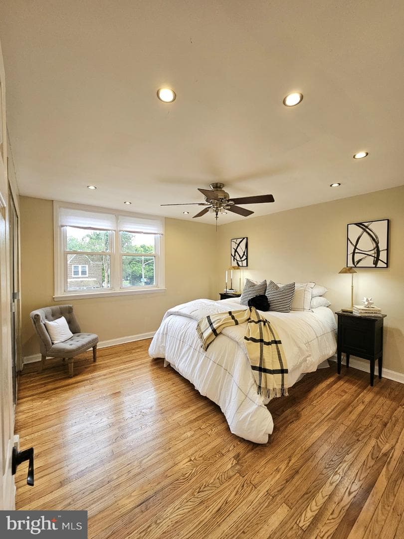 5838 Newtown Avenue photo 9
