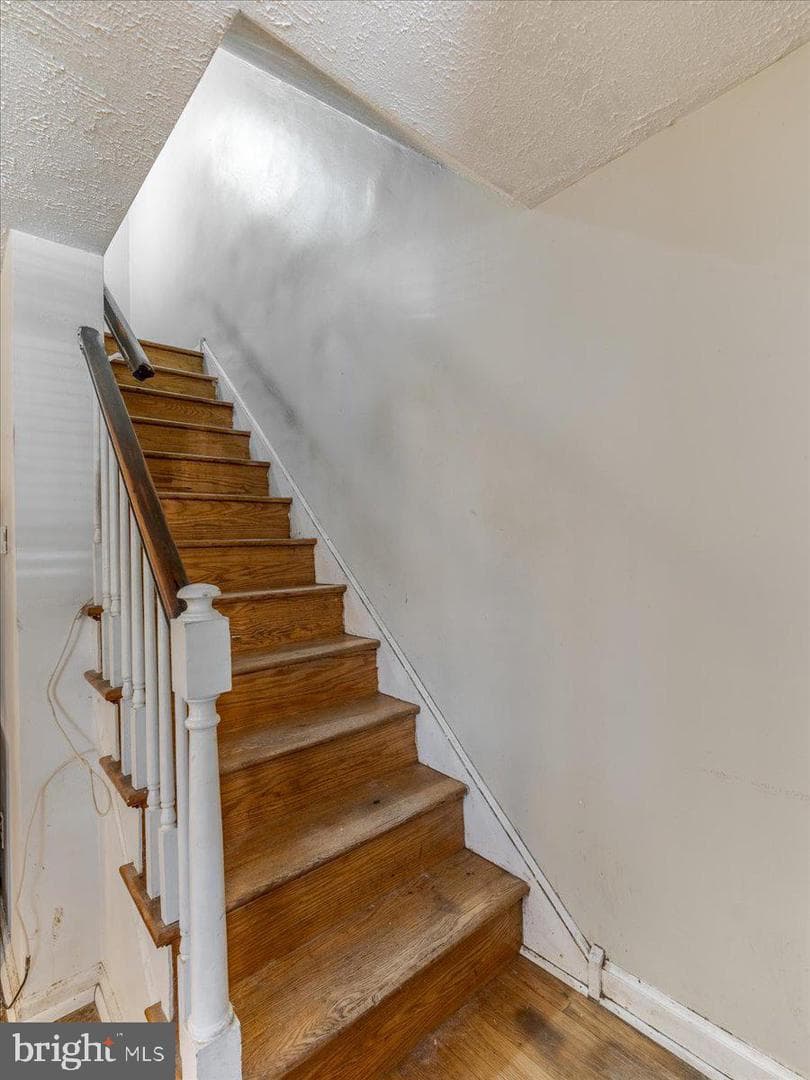 409 Delmar Street photo 13