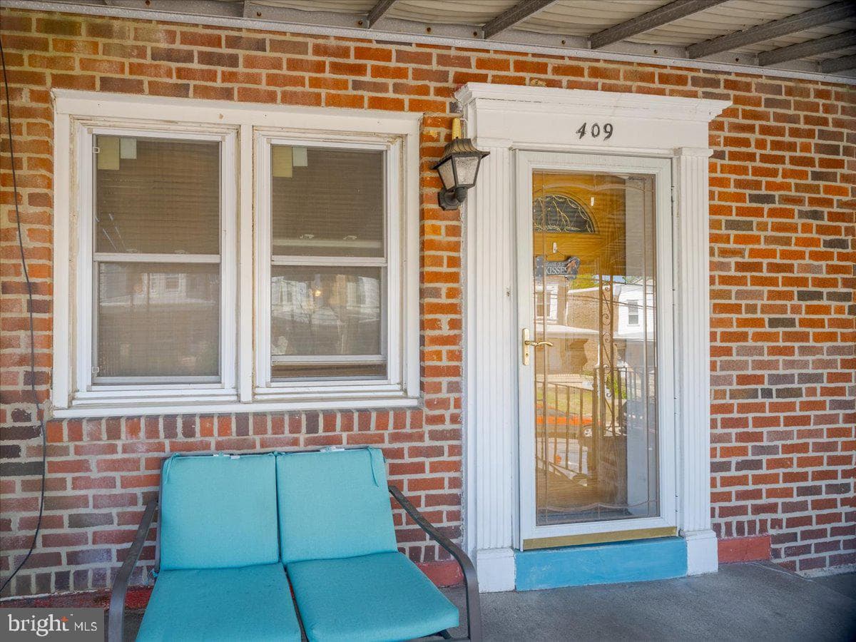 409 Delmar Street photo 5