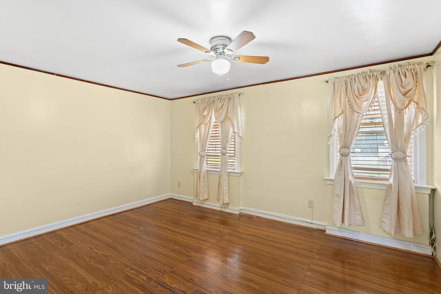 2724 W Cheltenham Avenue photo 20