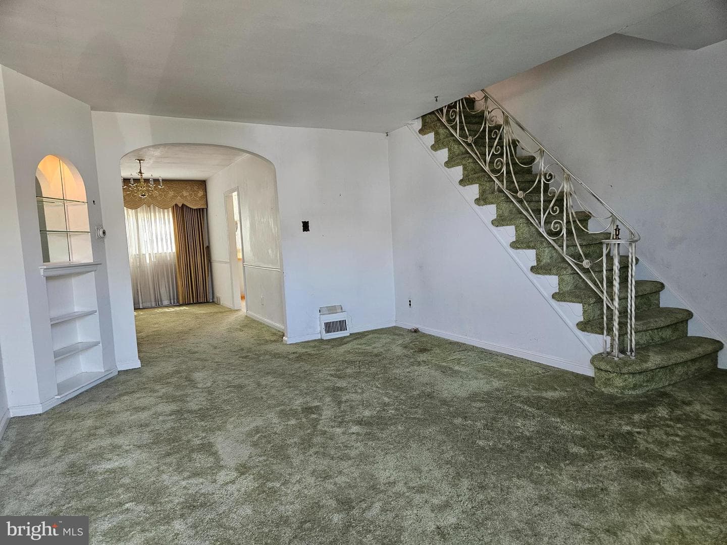 6107 Reach Street photo 5