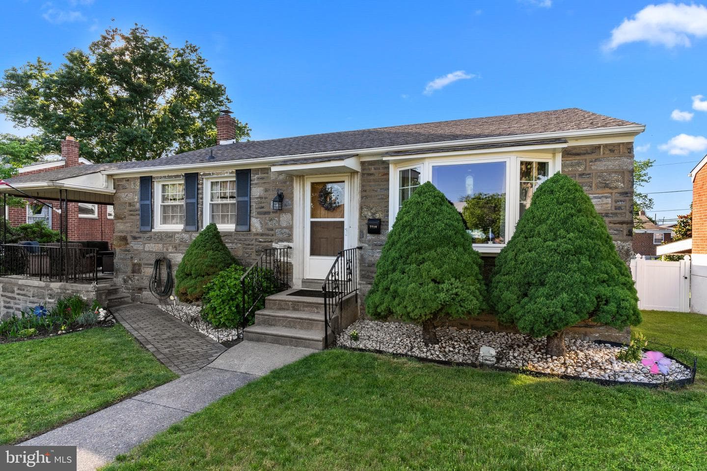7710 Revere Street photo 1