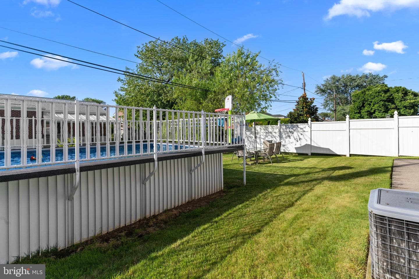 7710 Revere Street photo 30