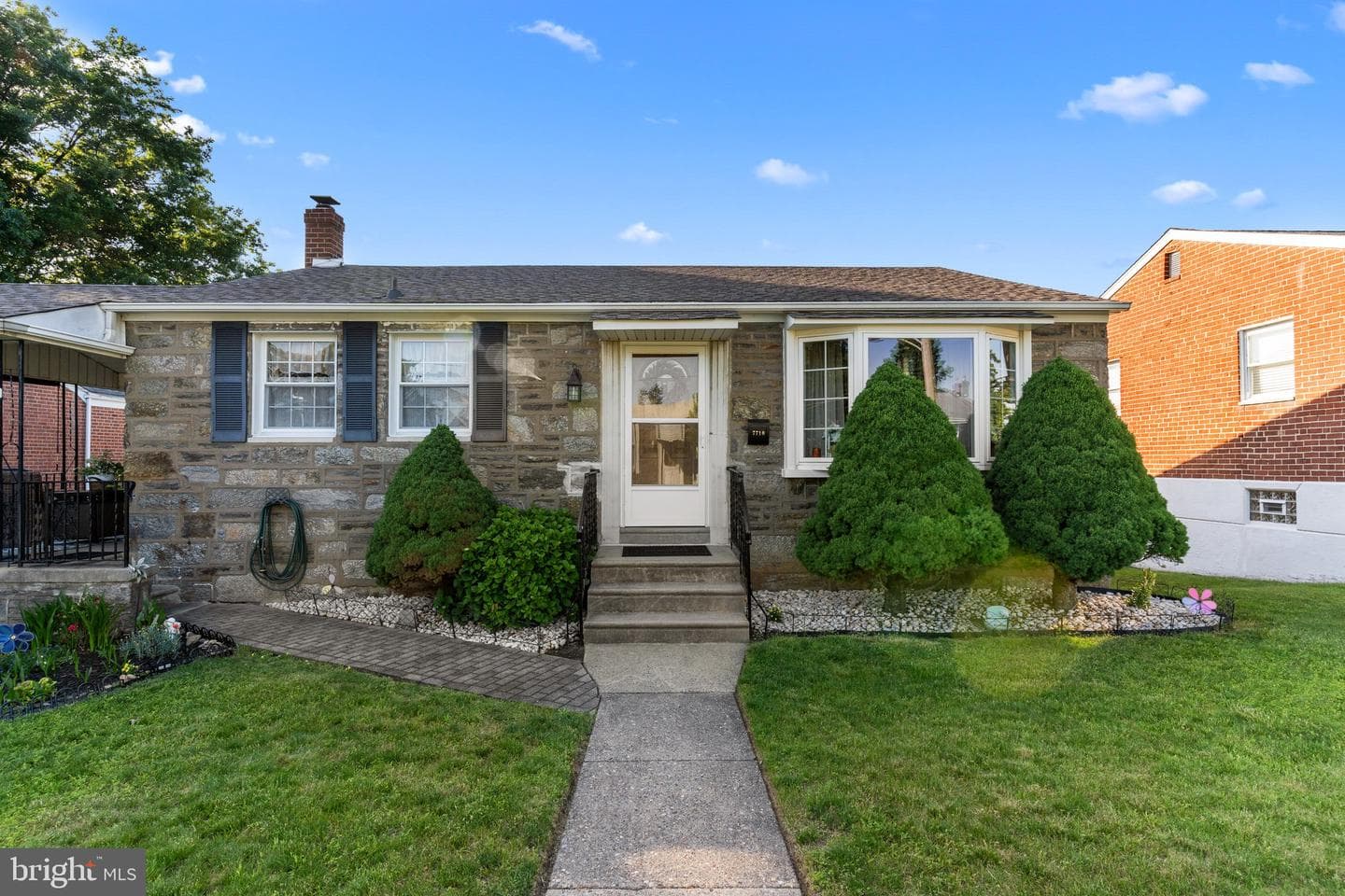 7710 Revere Street photo 37